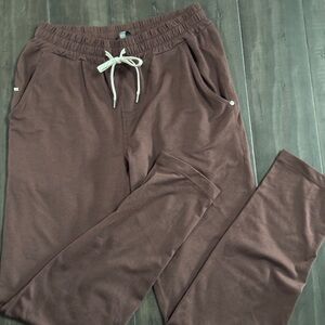 Vuori Men's Chocolate Brown Joggers